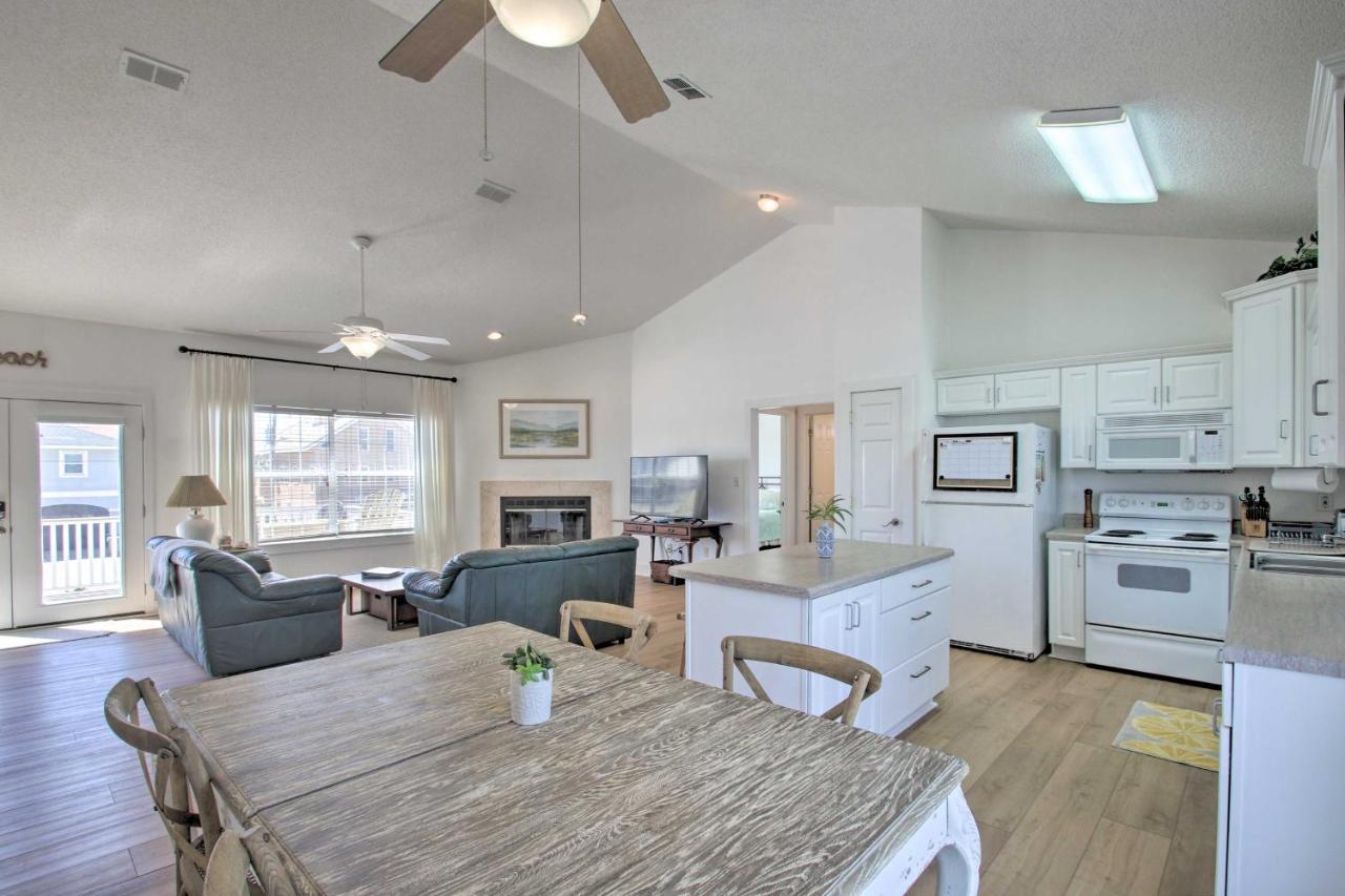 Pensacola Beach Home 1 Block To Beach Access Bagian luar foto
